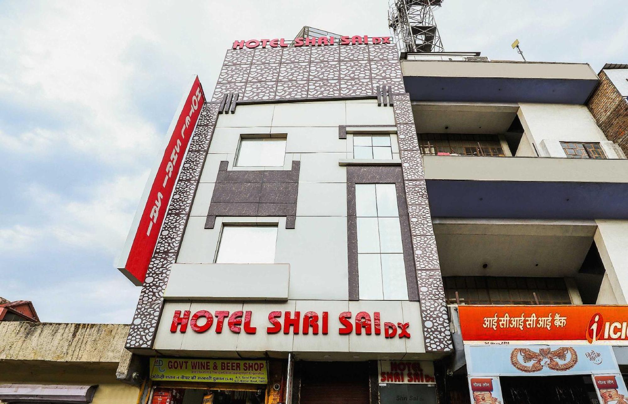 דלהי Hotel O Shri Sai מראה חיצוני תמונה